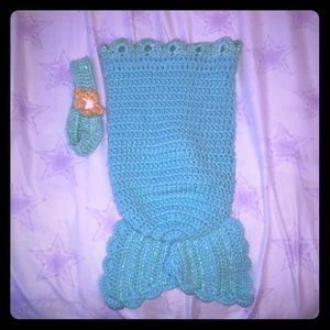 Crocheted 2 Piece Infant Mermaid Tail w Headband